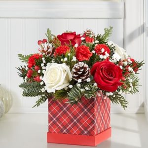 Christmas Traditions™ Bouquet
