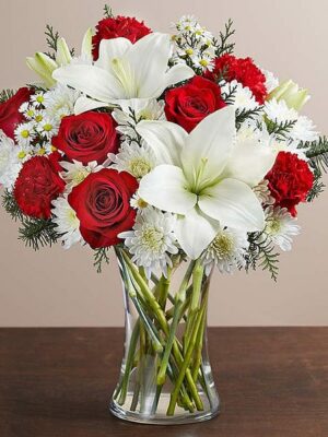 Holiday Charm™ Bouquet
